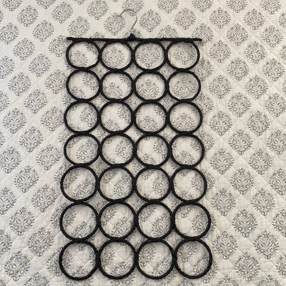 28-Ring Scarf/Tie/Belt Compartment, Closet Organizer, Space Saver, Organize - Picture 1 of 5